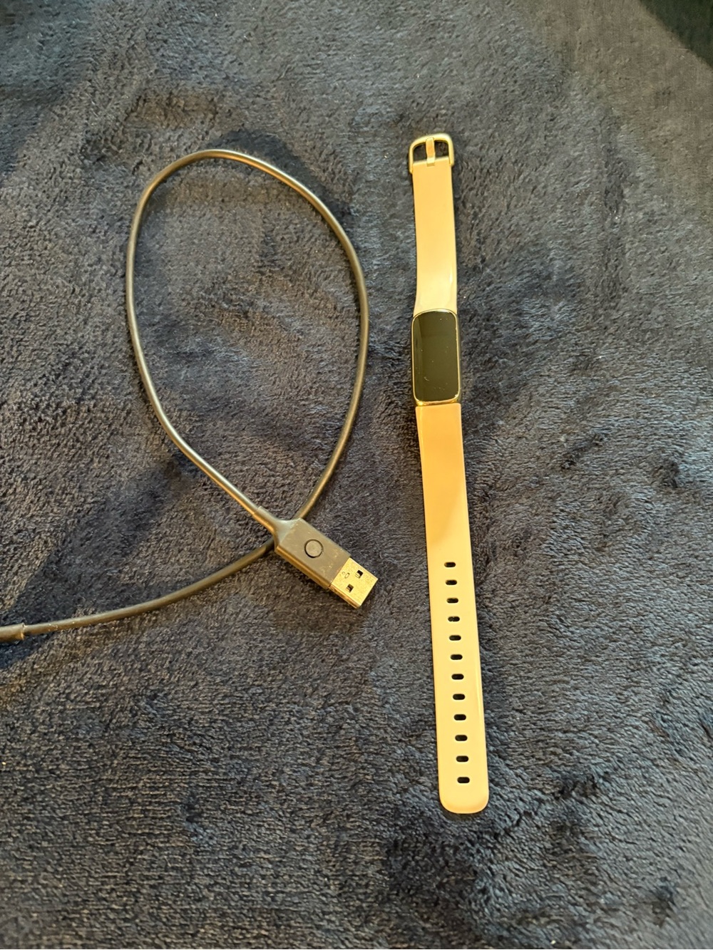 fitbit Luxe Fitness & Wellness Tracker - Cream Band - Picture 6 of 6
